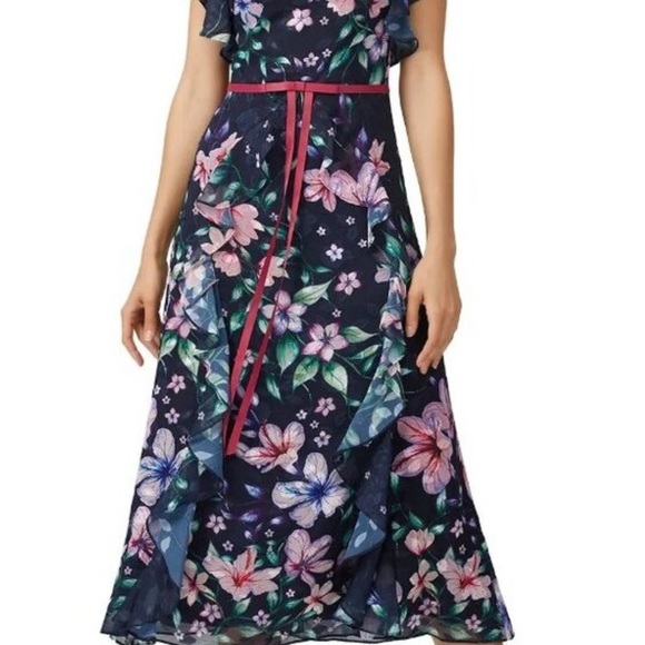 Marchesa Dresses & Skirts - Marchesa Notte Floral Flutter Sleeve Dress US 4